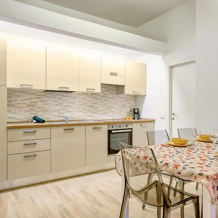 公寓 Cozy In With Wifi 雷科